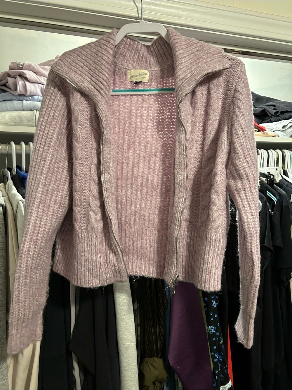 Universal thread light purple sweater